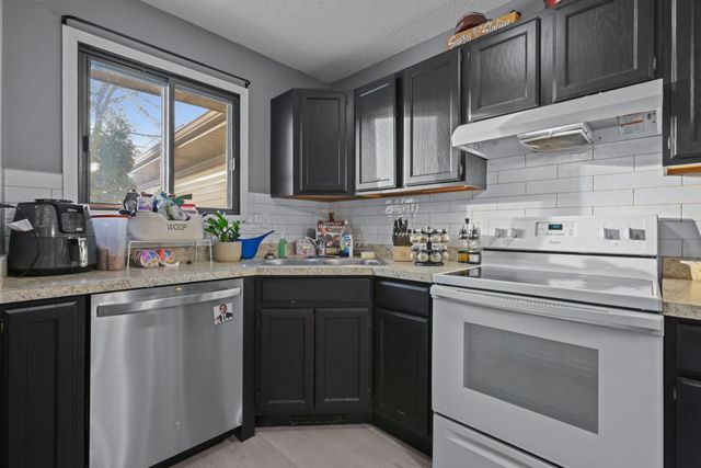 5674 Brandlwood Court 54, White Bear Lake, MN 55110