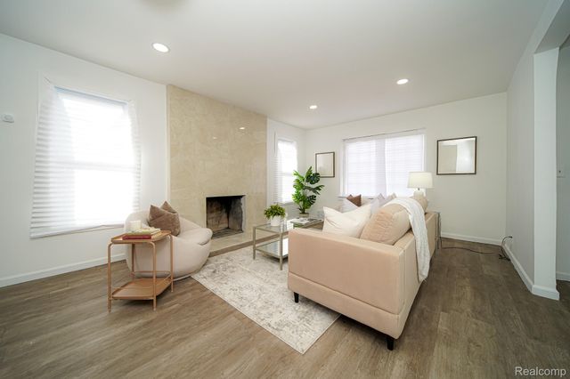 11510 Nottingham Road, Detroit, MI 48224