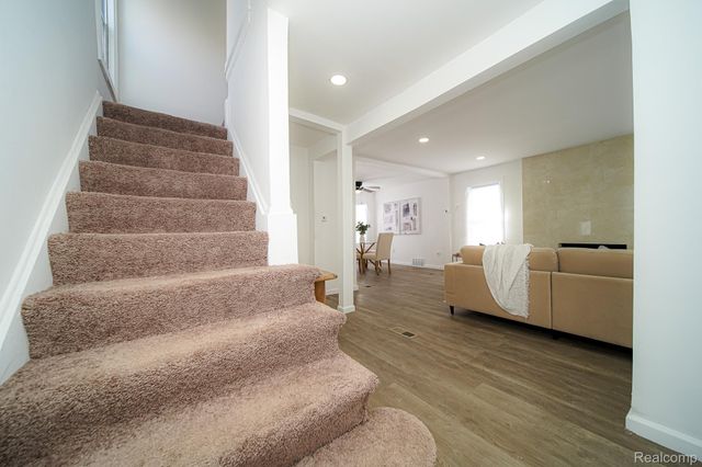 11510 Nottingham Road, Detroit, MI 48224