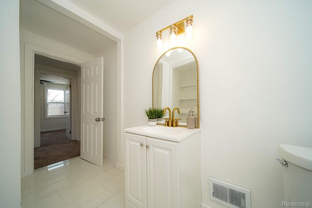 11510 Nottingham Road, Detroit, MI 48224