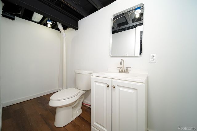 11510 Nottingham Road, Detroit, MI 48224