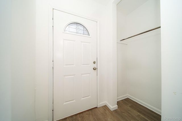 11510 Nottingham Road, Detroit, MI 48224