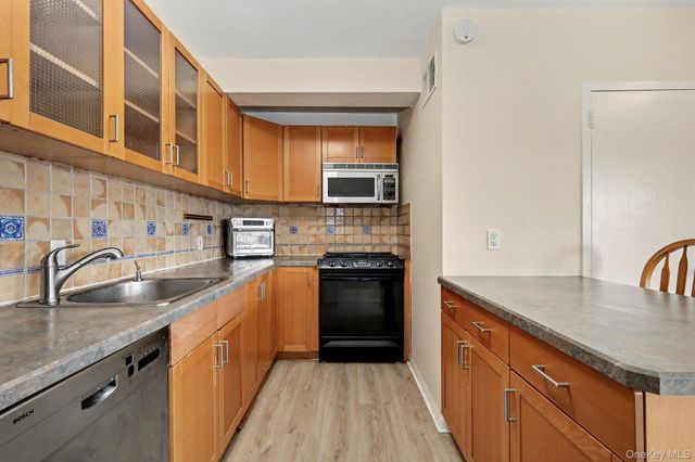 30 Lake Street 7A, White Plains, NY 10603