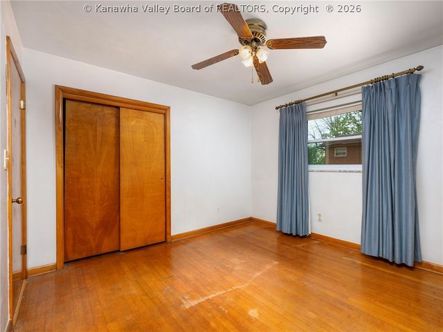 935 S Walnut Street, St Albans, WV 25177