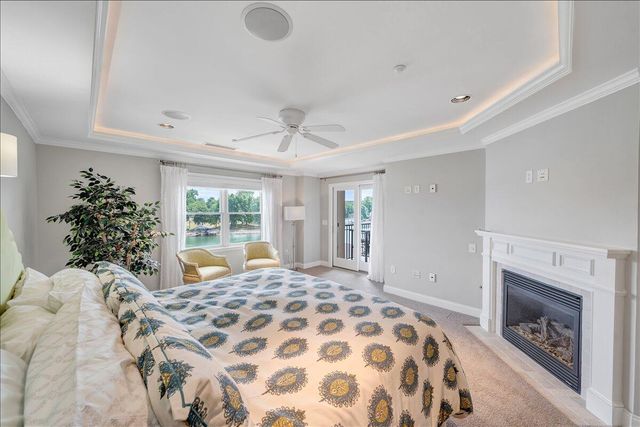 100 Bridgewater Pointe PL 303, Moneta, VA 24121