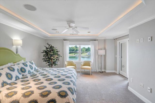 100 Bridgewater Pointe PL 303, Moneta, VA 24121