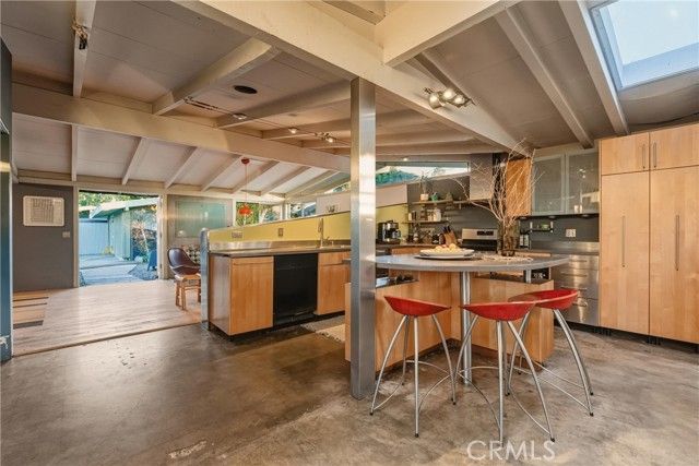 3062 Lees, Long Beach, CA 90808