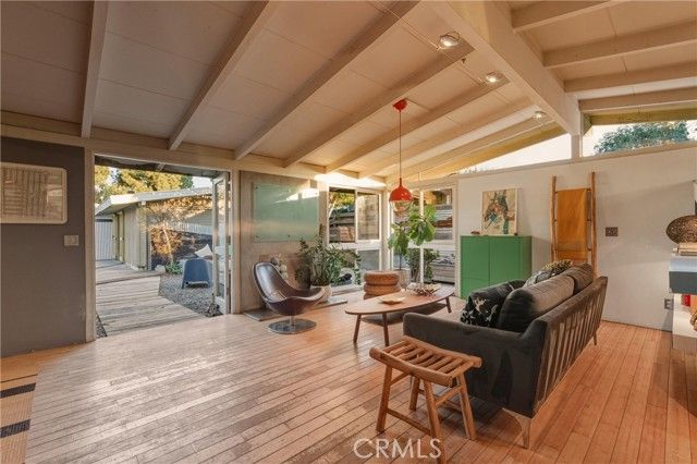 3062 Lees, Long Beach, CA 90808