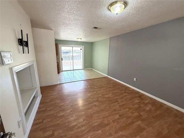 44910 8TH STREET, Deland, FL 32720