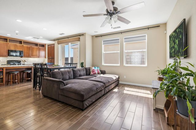 7495 Chevelle Way, Sacramento, CA 95829