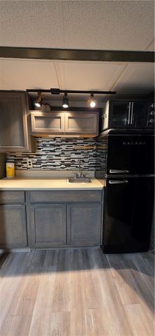 1616 Fawcett Ave, Mckeesport, PA 15131