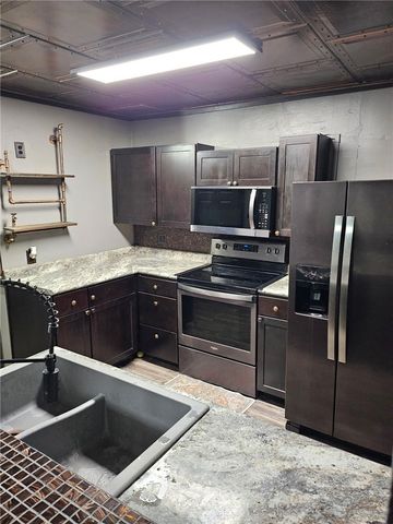 1616 Fawcett Ave, Mckeesport, PA 15131