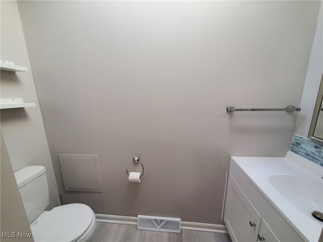 1272 State Road, Wadsworth, OH 44281