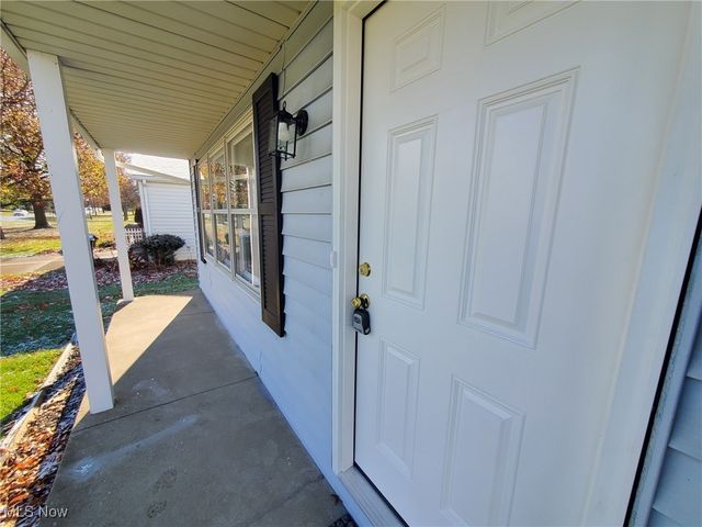 1272 State Road, Wadsworth, OH 44281