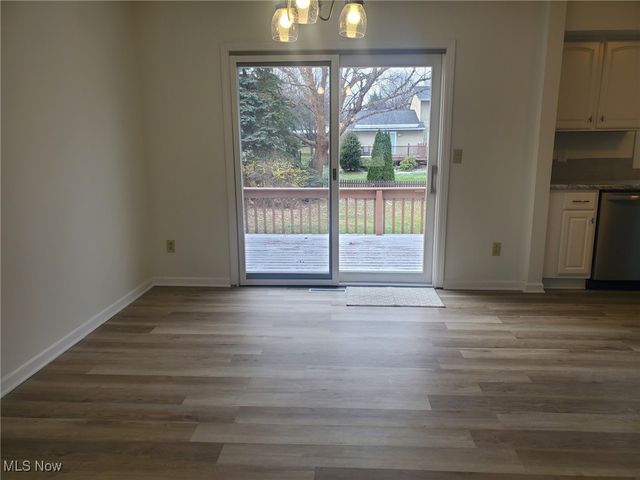 1272 State Road, Wadsworth, OH 44281