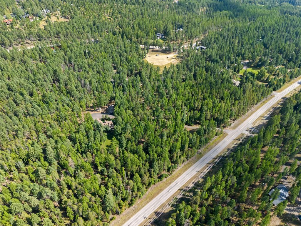 2397 E Lakeshore Drive, Whitefish, MT 59937 photo 4