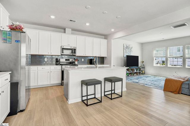 313 Novelty Drive, Greer, SC 29651