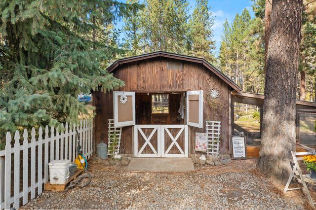 6018 N Argonne Rd, Spokane, WA 99217