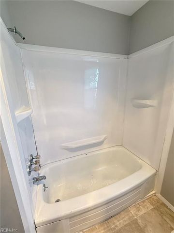 1314 Colebrook DR, Hampton, VA 23669