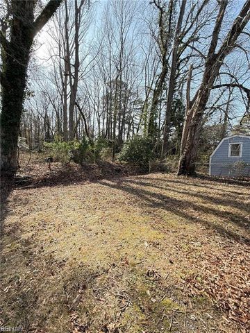 1314 Colebrook DR, Hampton, VA 23669