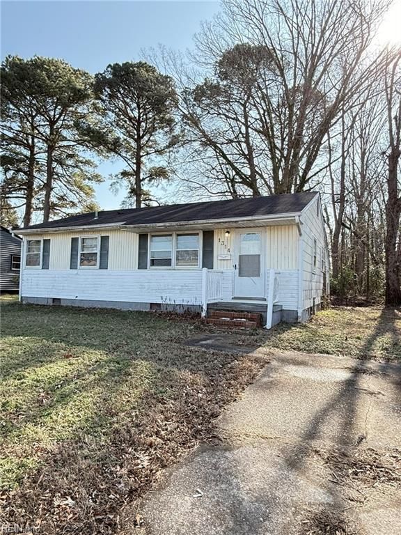 1314 Colebrook DR, Hampton, VA 23669