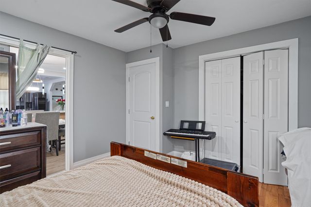 1520 Avenue C N, Elgin, TX 78621