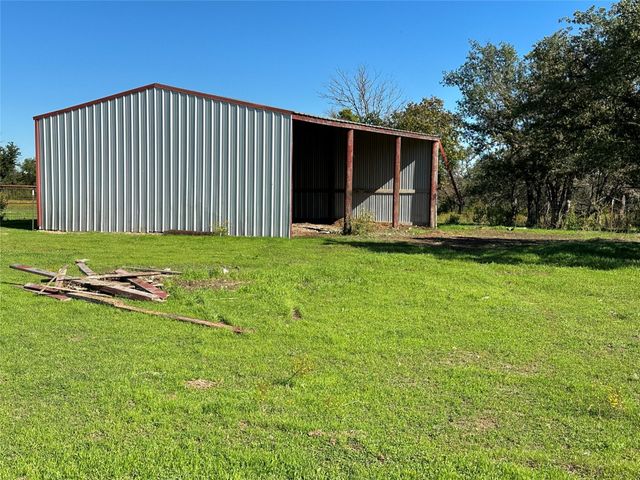 1673 County Road 295, Hico, TX 76457