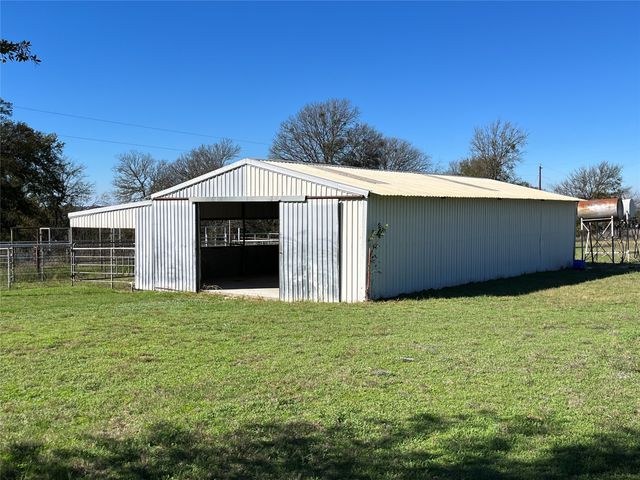 1673 County Road 295, Hico, TX 76457