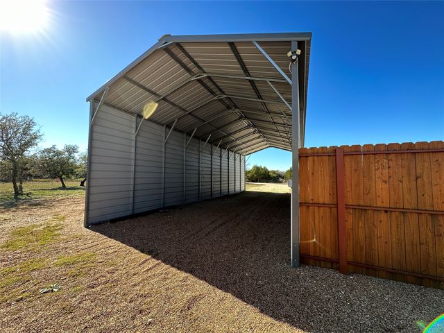 1673 County Road 295, Hico, TX 76457