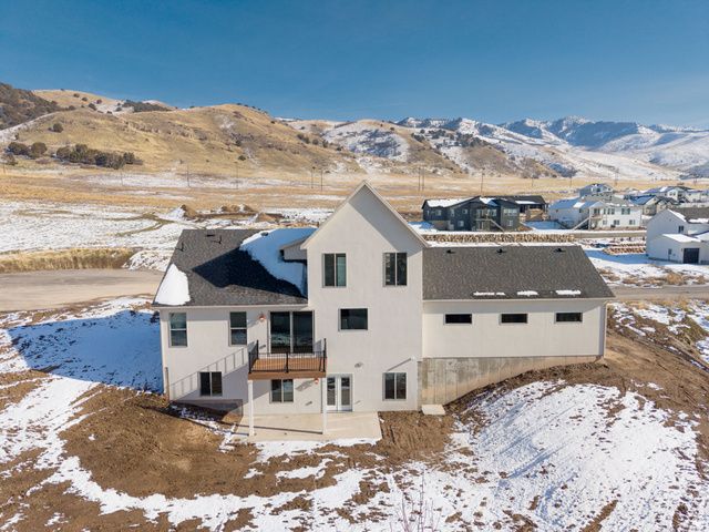 13 N 1150 E, Smithfield, UT 84335