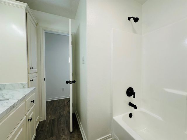 16232 Sun View Lane, Conroe, TX 77302
