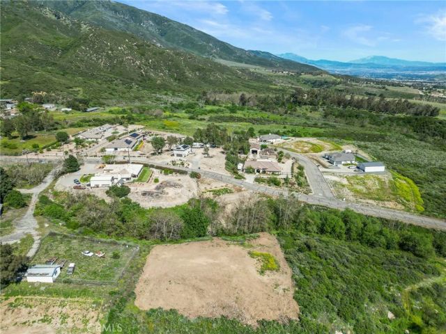 1166 Deercrest, San Bernardino, CA 92407