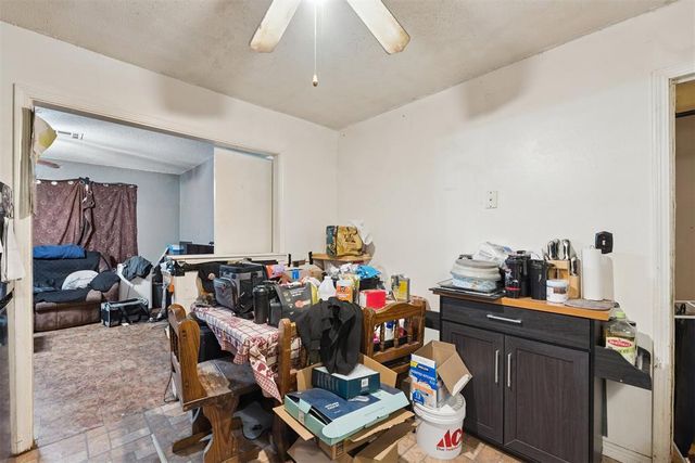 820 Lawton Avenue, Moore, OK 73160