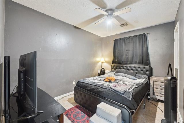 820 Lawton Avenue, Moore, OK 73160