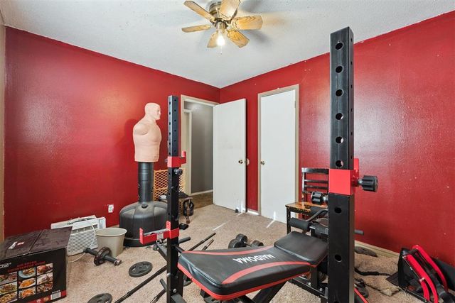 820 Lawton Avenue, Moore, OK 73160