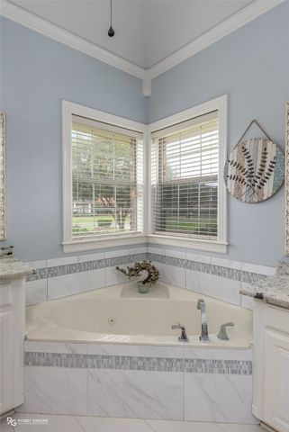 347 Crosscreek Drive, Bossier City, LA 71111