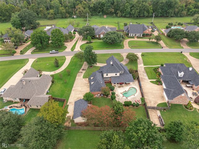 347 Crosscreek Drive, Bossier City, LA 71111