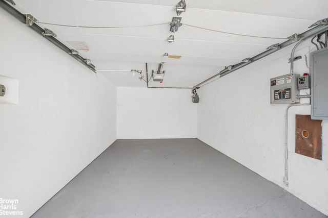 2768 NETHERLAND Avenue, New York City, NY 10463