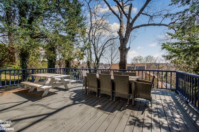 2768 NETHERLAND Avenue, New York City, NY 10463
