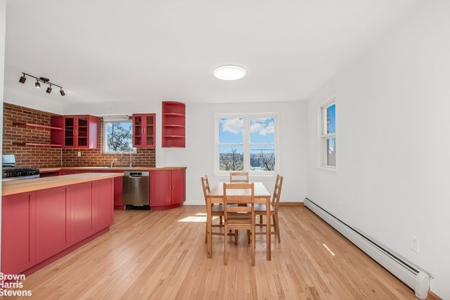 2768 NETHERLAND Avenue, New York City, NY 10463