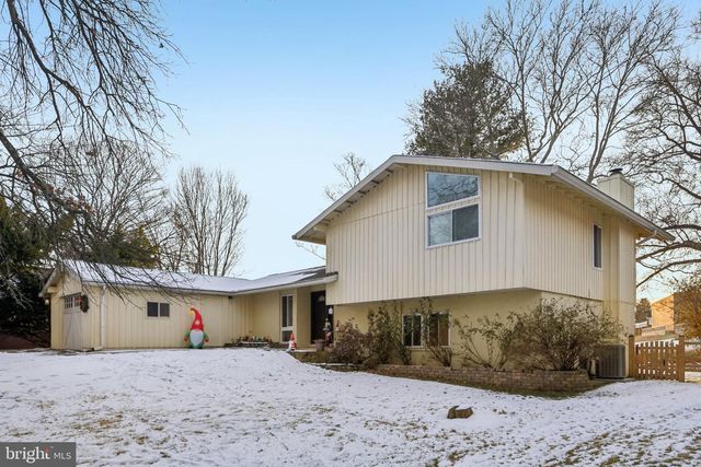 18816 ALPENGLOW LN, Brookeville, MD 20833