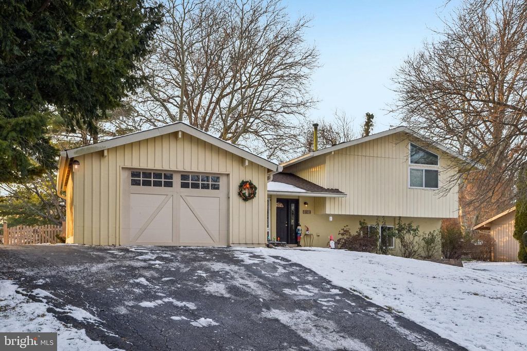 18816 ALPENGLOW LN, Brookeville, MD 20833