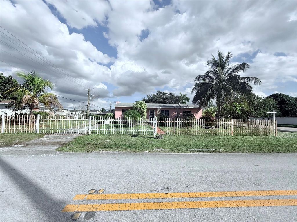 17501 NW 41st Ave, Miami Gardens, FL 33055