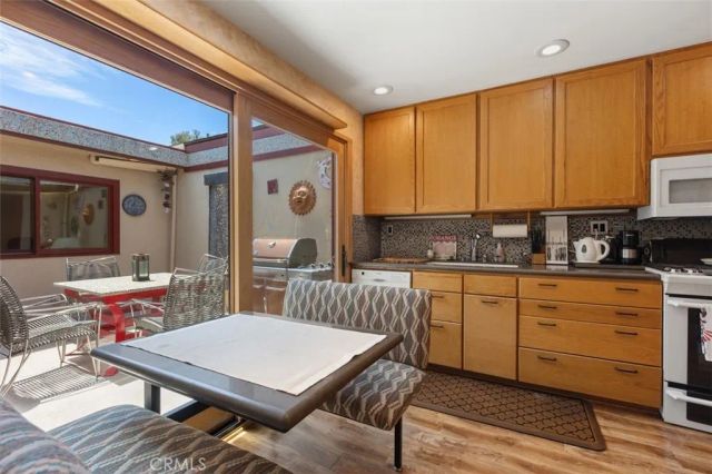 63 Seton, Irvine, CA 92612