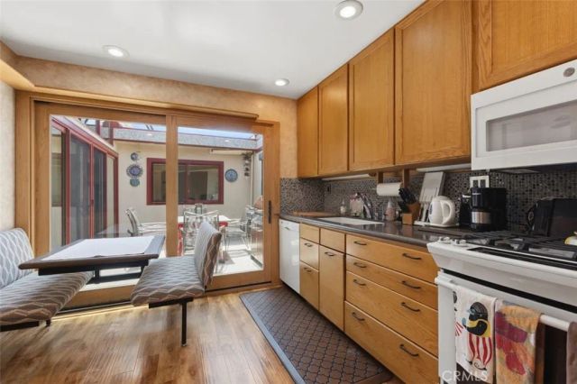 63 Seton, Irvine, CA 92612