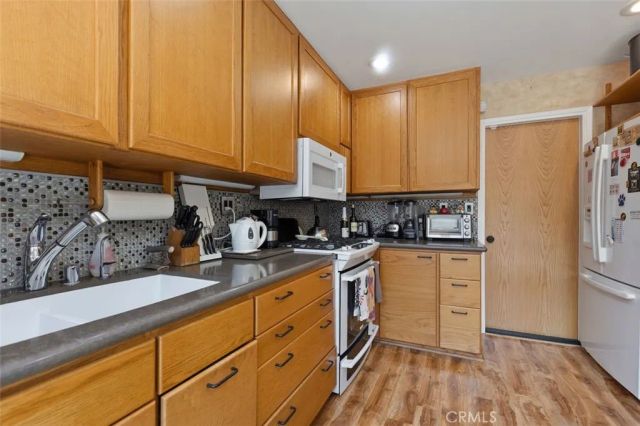 63 Seton, Irvine, CA 92612