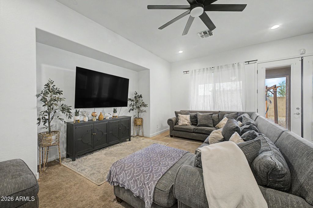 535 S 219TH Drive, Buckeye, AZ 85326 — photo 5
