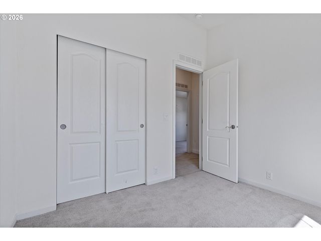 13900 Se HIGHWAY 212 159, Clackamas, OR 97015