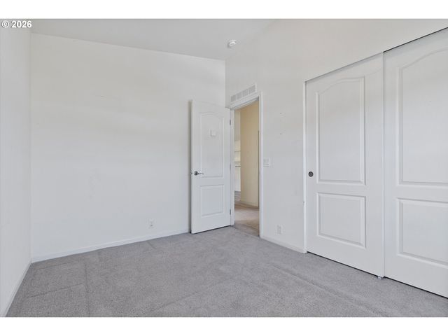 13900 Se HIGHWAY 212 159, Clackamas, OR 97015