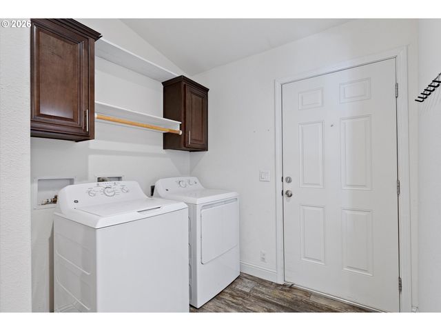 13900 Se HIGHWAY 212 159, Clackamas, OR 97015
